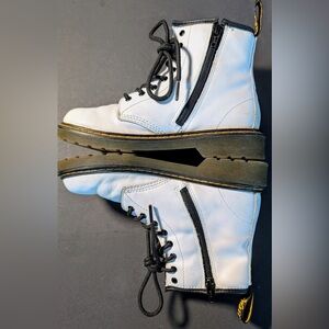 Dr Martens Air Wait White Leather Combat Boots Youth Size 3